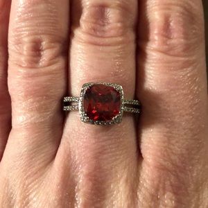 Silver tone ring with red and clear stones sz 8